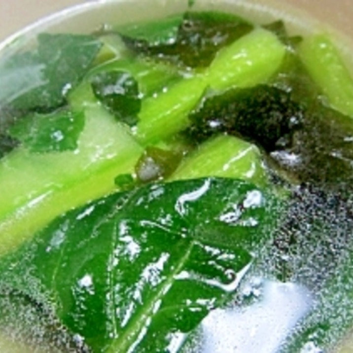 ダシダを使って♡小松菜とワカメの韓国風スープ